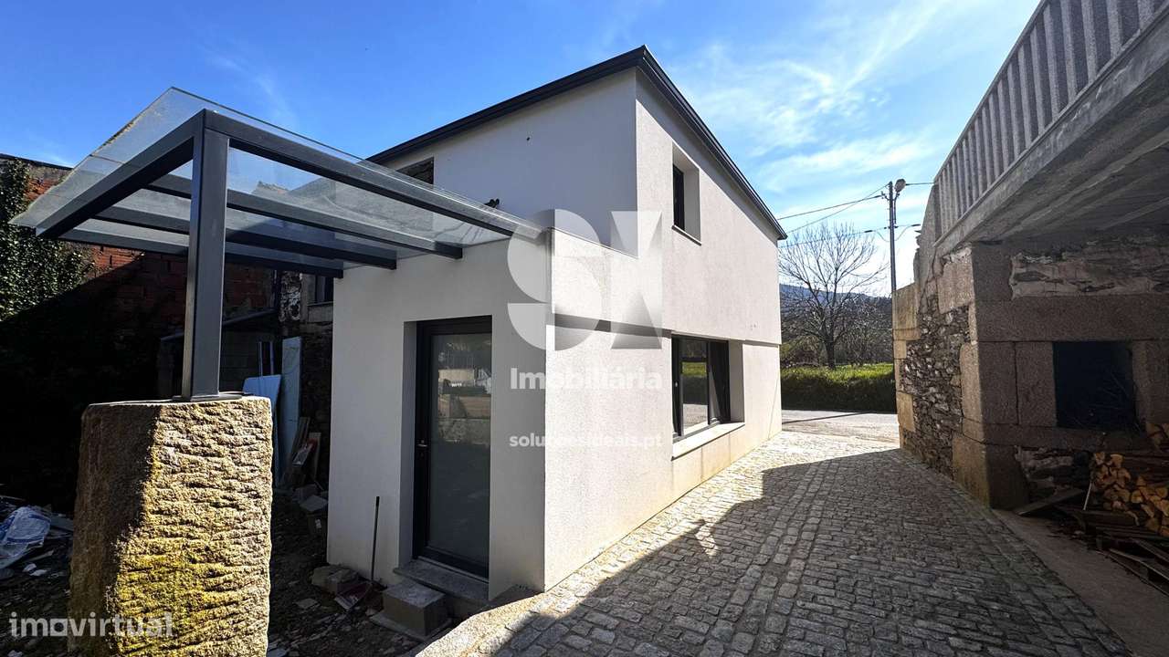 Moradia Geminada T2 - Grande imagem: 4/33