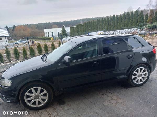 Audi A3 1.9 TDI Ambiente - 2