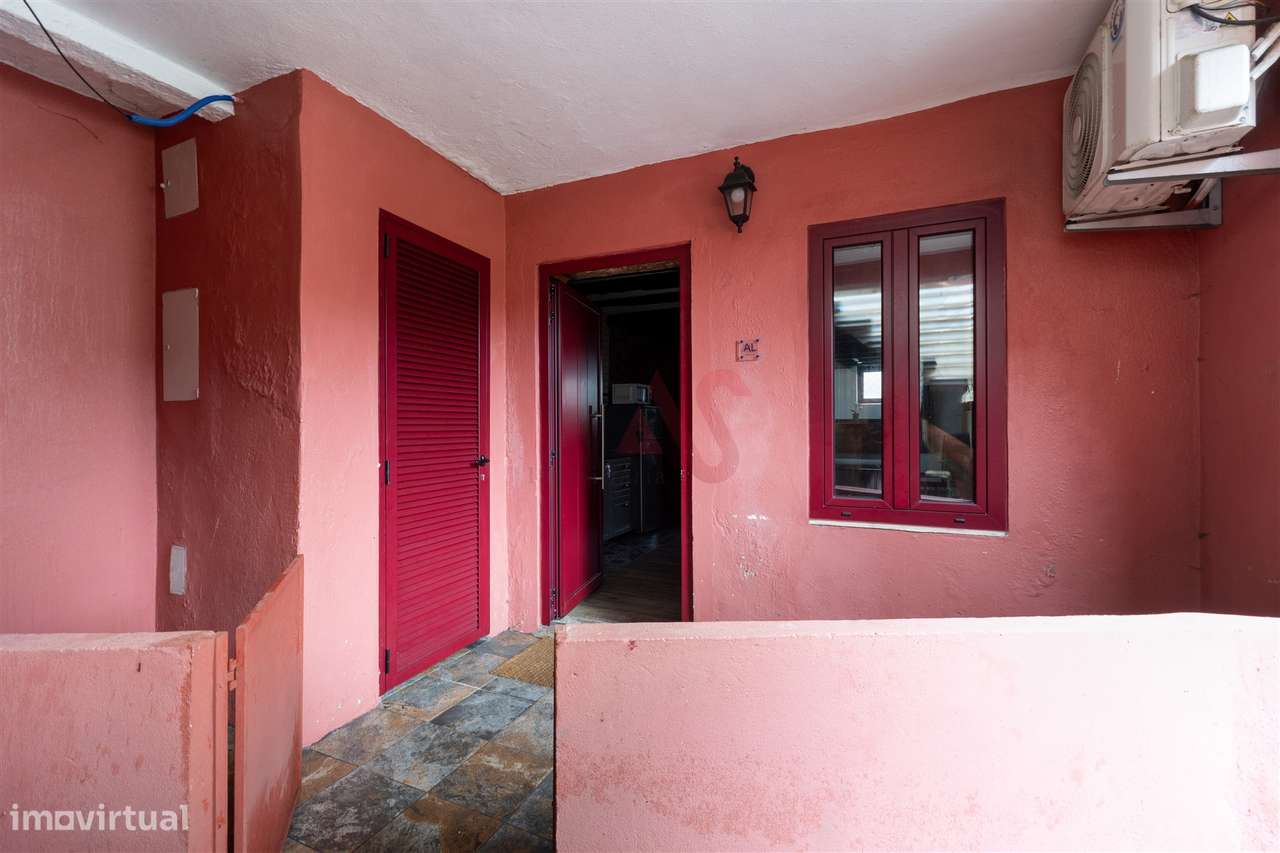 T0 situado na Rua do Monte Coimbra, Vila Nova de Gaia - Grande imagem: 2/16