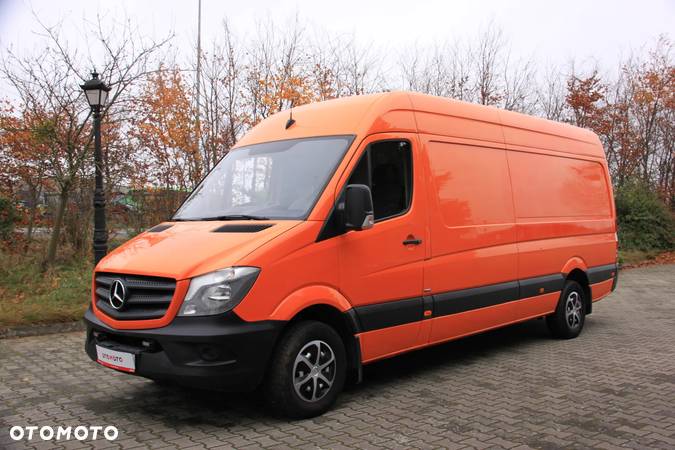 Mercedes-Benz Sprinter - 1