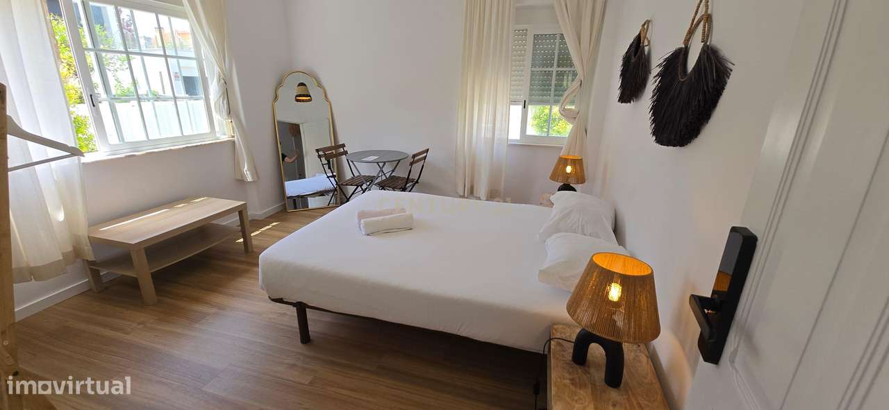 Casa de Hostel Renovada na Costa da Caparica, Almada-17