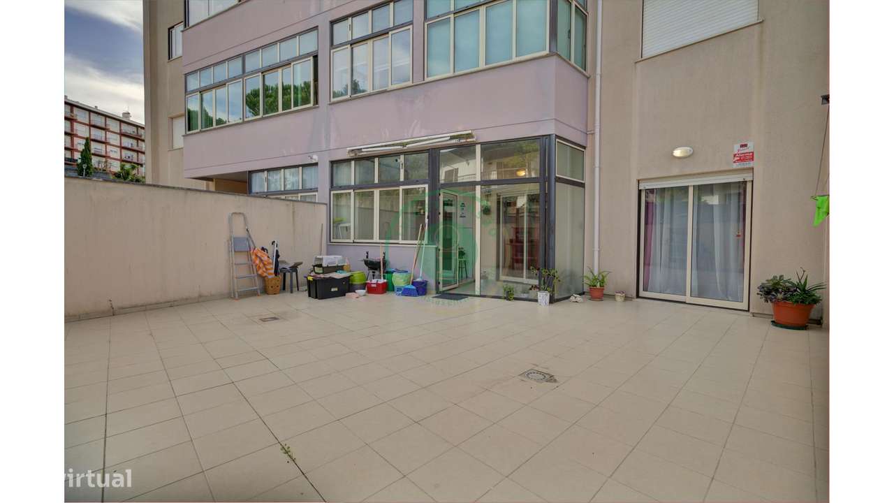 T3 com Garagem e Terraço-33