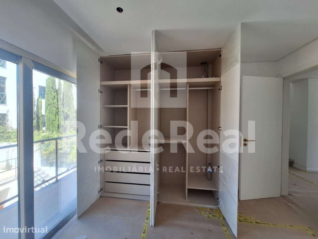 Moradia T3 em construção em Moncarapacho-17