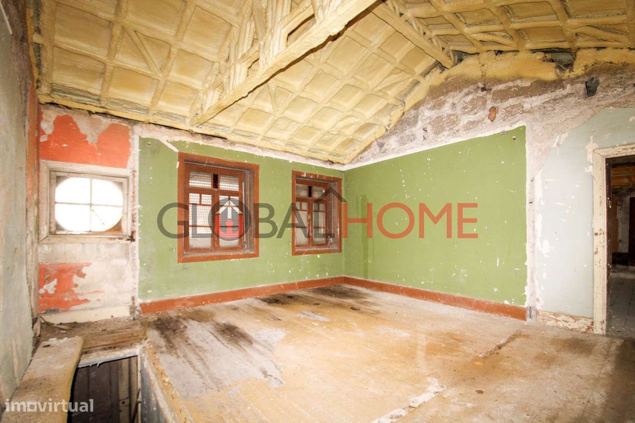 Quinta para Reabilitação com 1.251 m² em Águas Santas-35