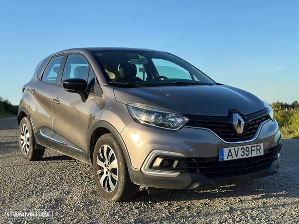 Renault Captur 1.5 dCi Exclusive EDC - 1