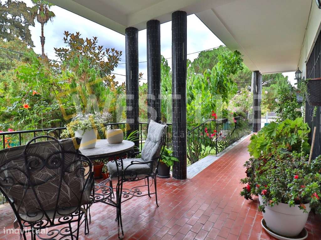 Moradia Independente T5 com jardim de 773m2 e piscina descoberta - ... - Grande imagem: 2/31