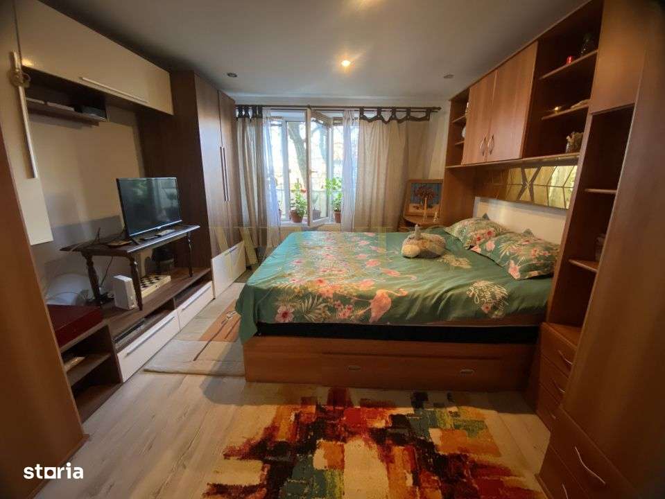 Apartament 2 camere, decomandat, parter, zona Codrisor - Imagine principală: 4/7