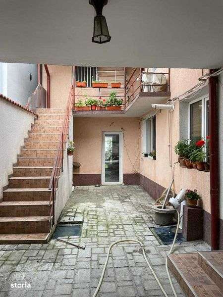 casa de vanzare in Craiova - Imagine principală: 5/6