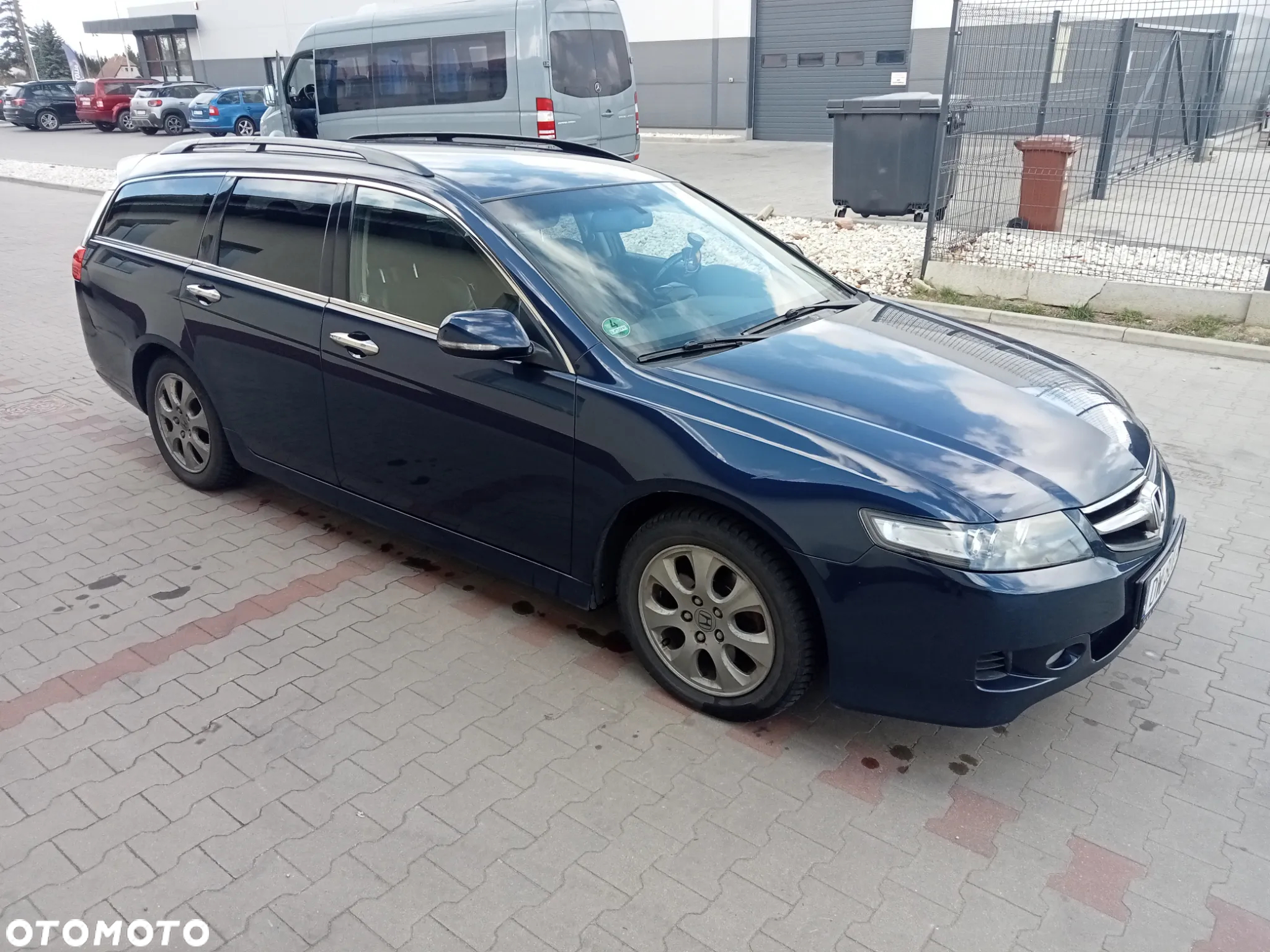 Honda Accord 2.0 Executive - 11