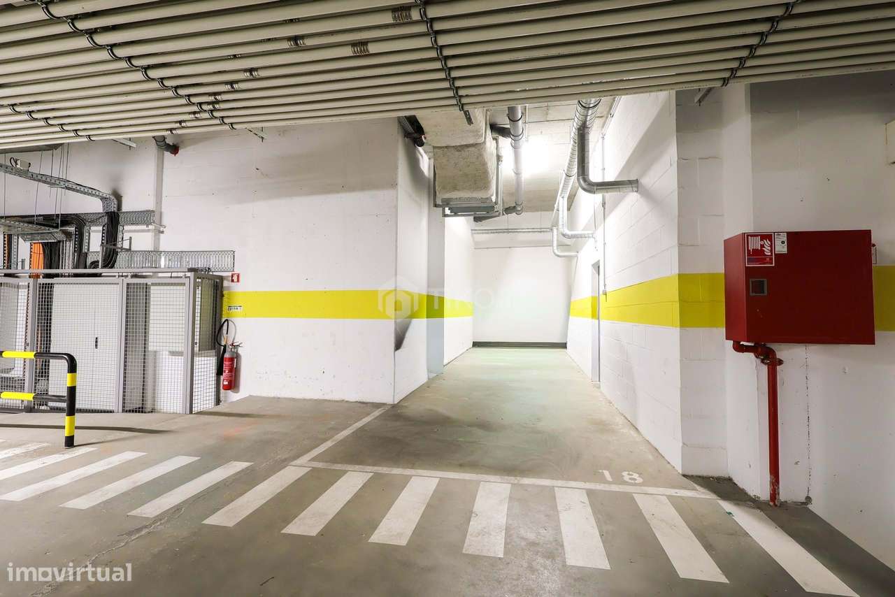 LOJA CONTRUÇÃO NOVA COM SAÍDA DE FUMOS | 261 M² | ADAPTE AO SEU NEGÓCI-46