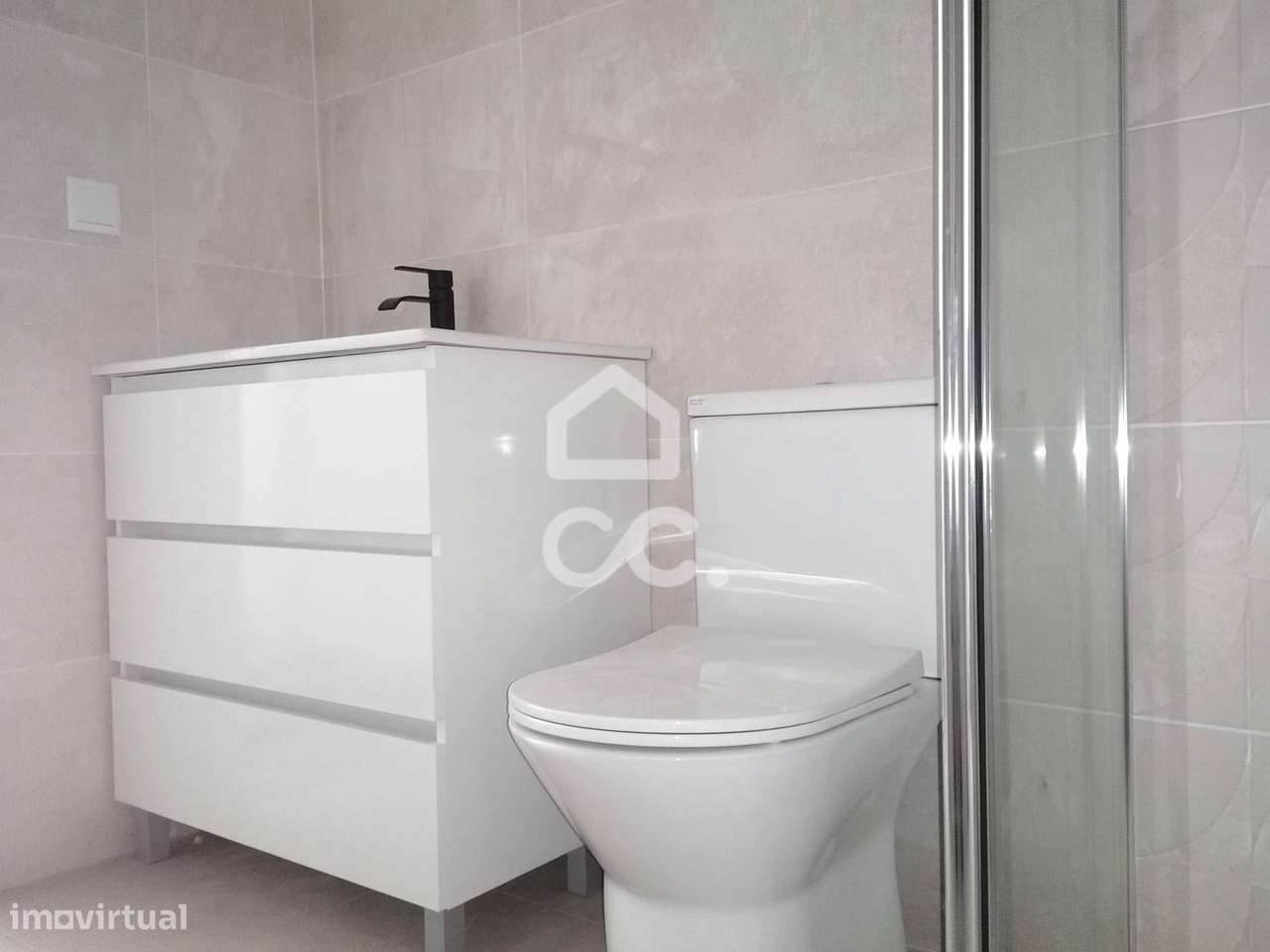 Moradia T3 totalmente remodelada, em Lourinhã – Conforto, modernidade-6