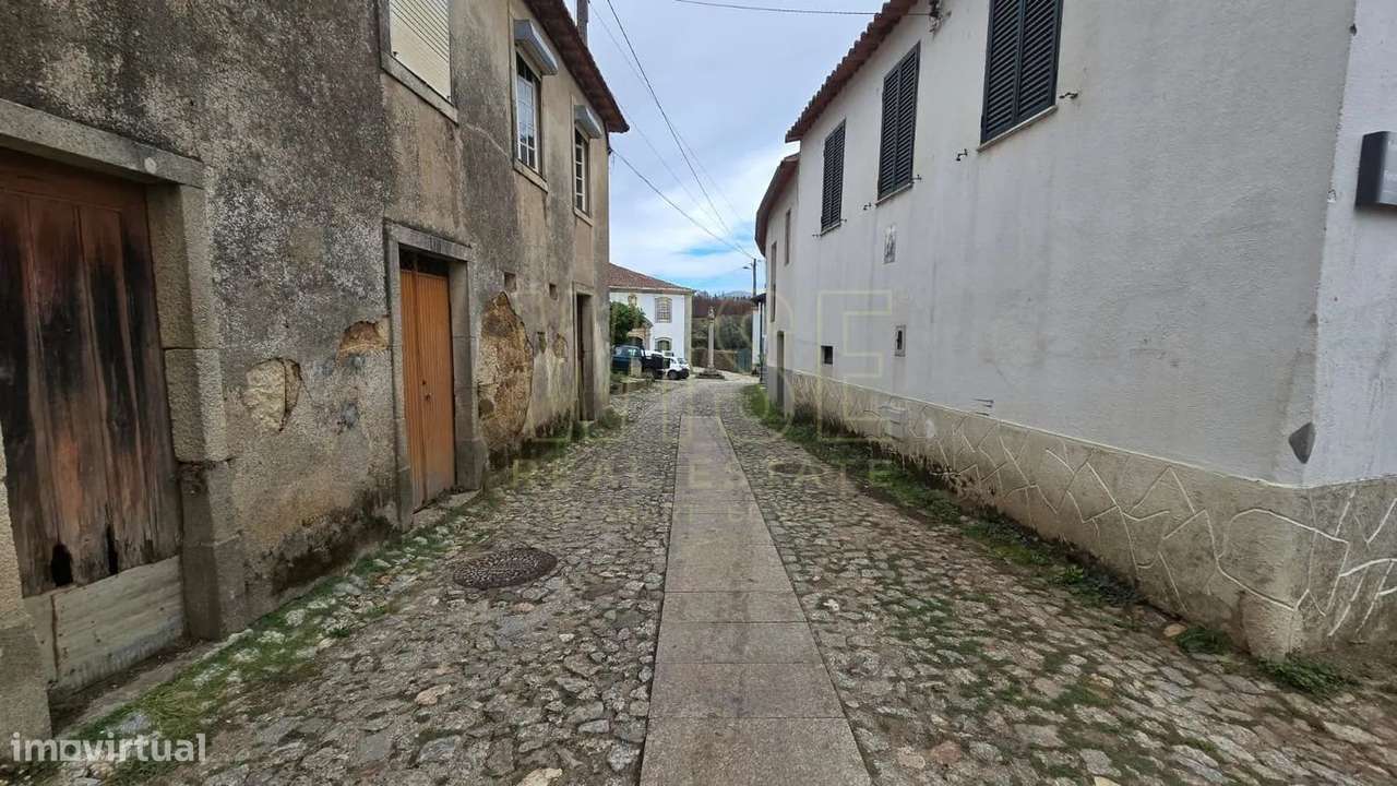 Moradia em Lourosa - Oliveira do Hospital - Grande imagem: 5/46