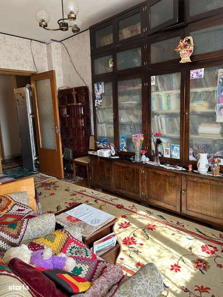 Oferta speciala-ultracentral 4 camere ,etaj 1-3