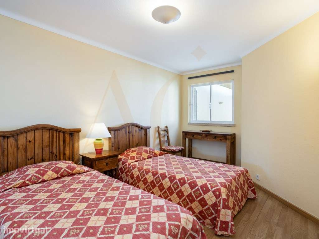 Apartamento T2 com terraço e piscina em Vale do Lobo-17