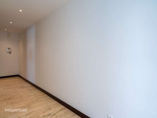 Apartamento T5 com vista mar para arrendamento em São Pedro do Estoril - Grande imagem: 5/57