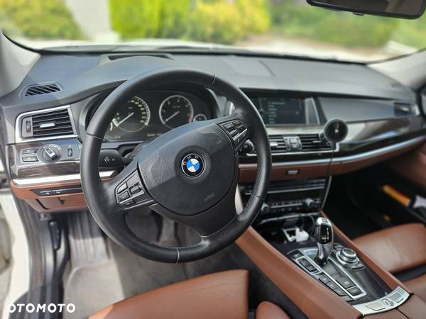 BMW 5GT 535d xDrive Gran Turismo - 10