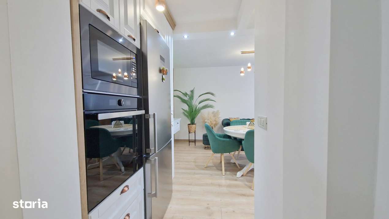 Apartament cu 4 camere la gura de metrou 1 Decembrie.-5