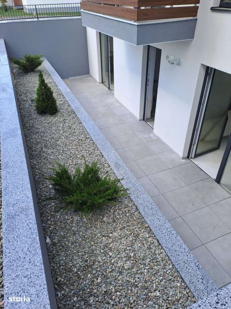 Apartamente deosebite la demisol-7