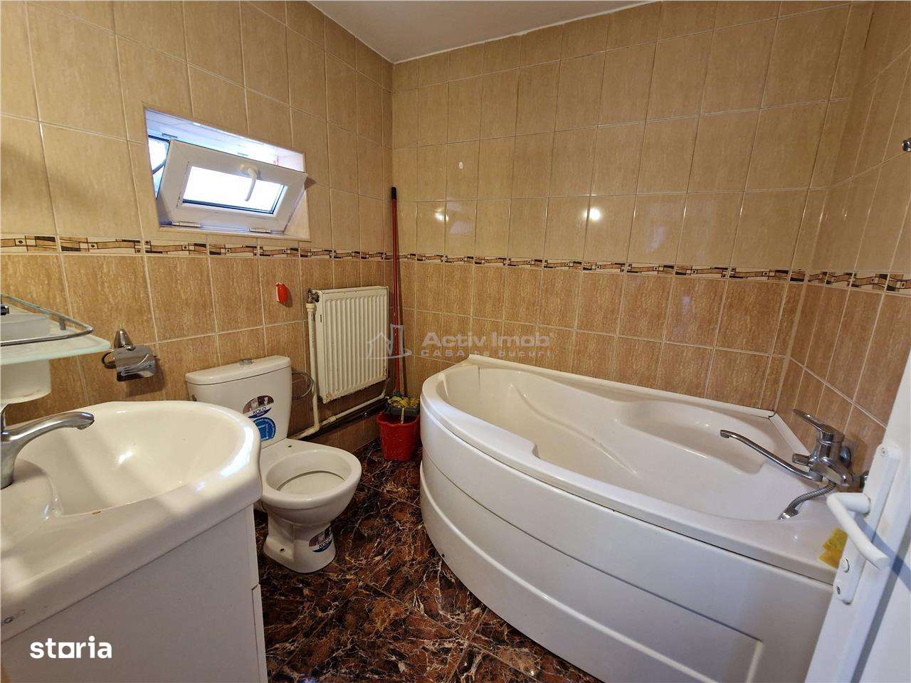 Casa pe sol,pretabila - cabinet, gradinita, locuinta -  Liceul Fratii - Imagine principală: 4/6