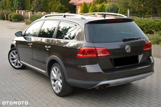 Volkswagen Passat Alltrack 2.0 TDI 4Motion BlueMotion Tec - 3