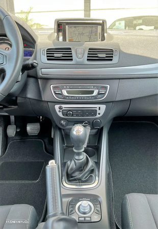 Renault Mégane Sport Tourer 1.5 dCi Limited - 25