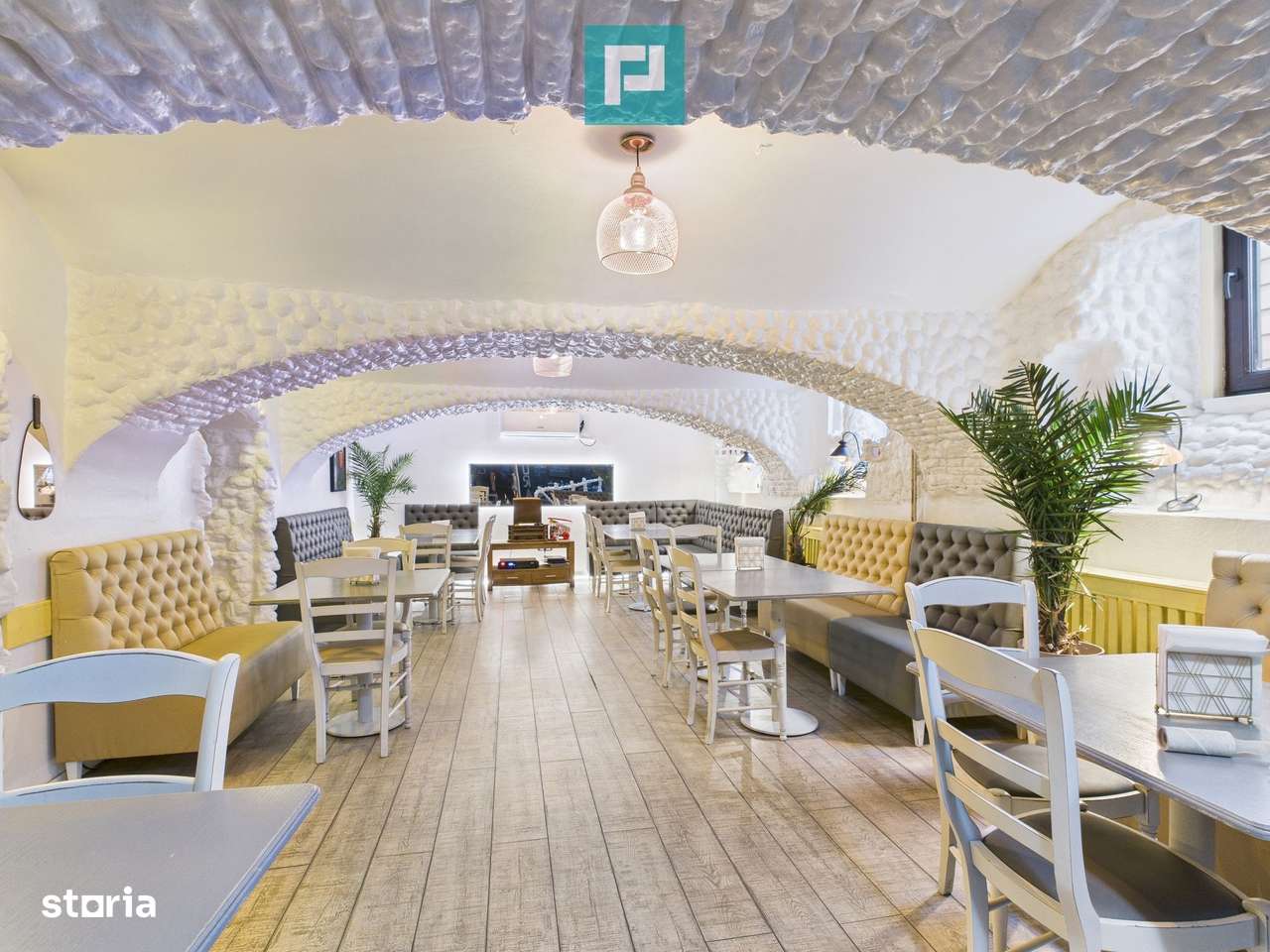 Spațiu comercial Horeca cu vad excelent - Imagine principală: 4/13