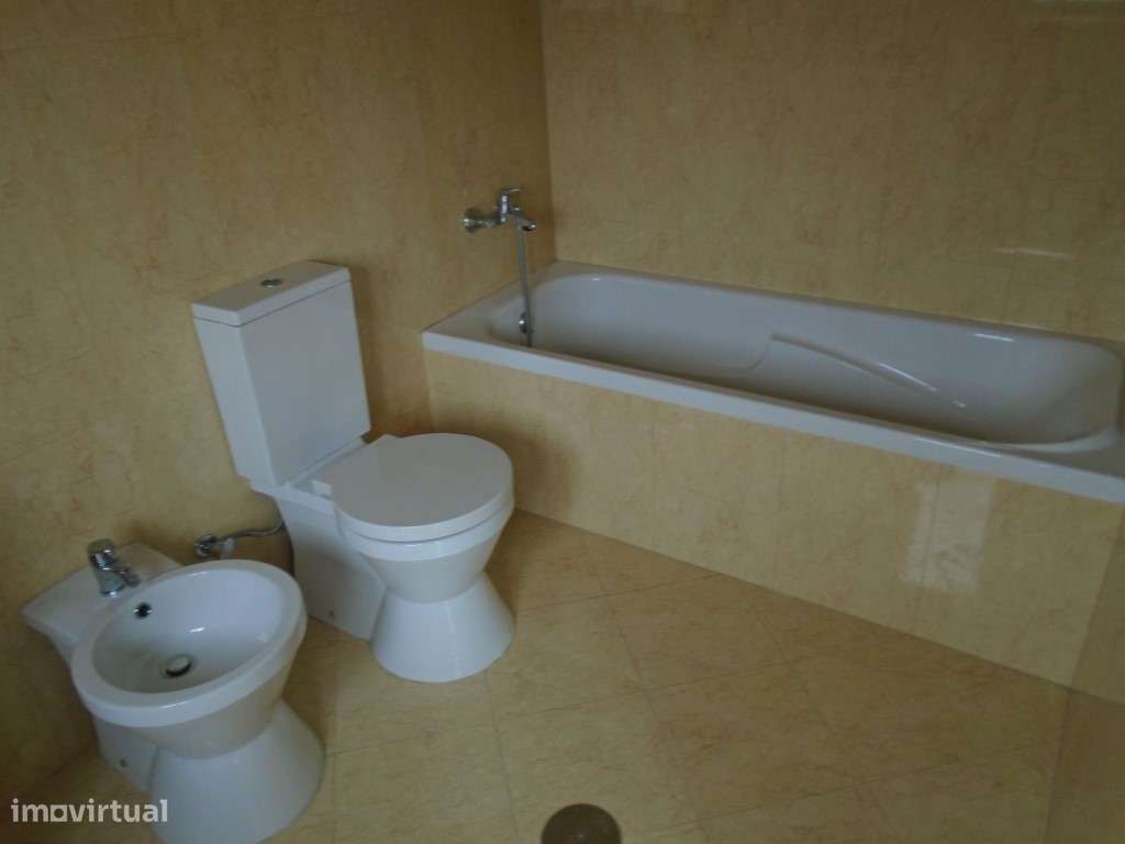 Apartamento T3 Venda Aveiro > Esgueira-10