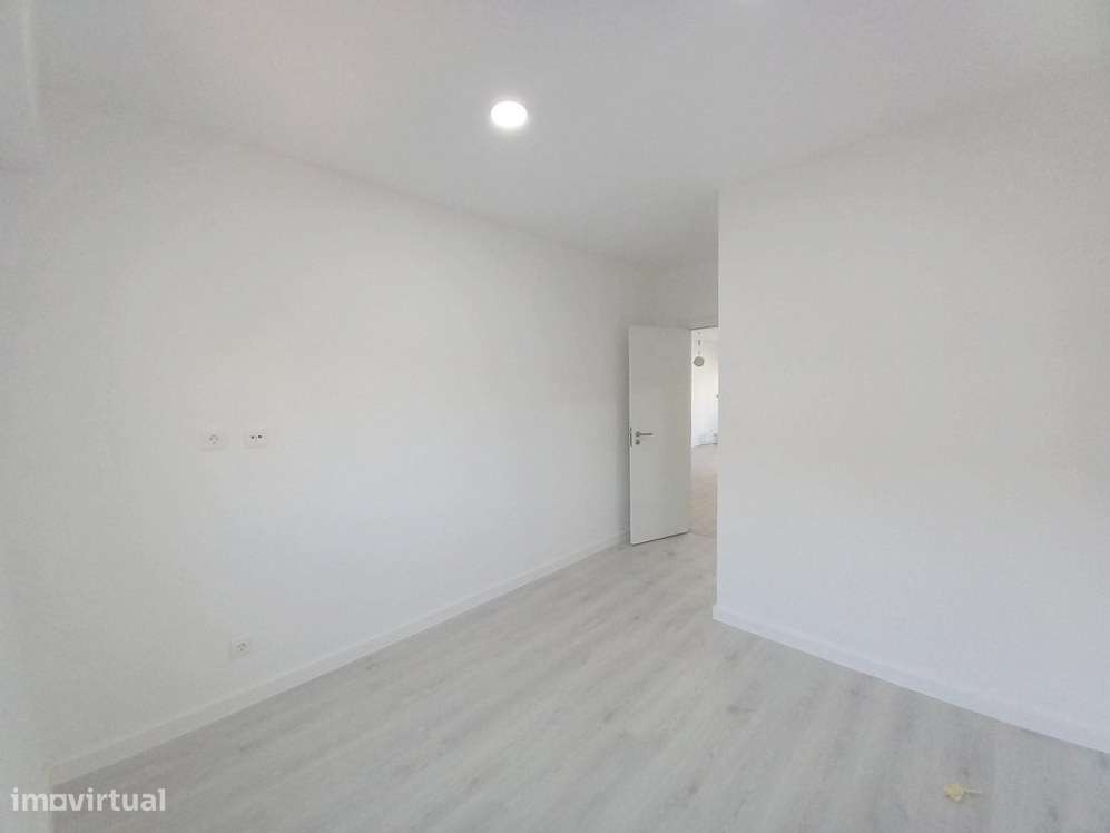 Apartamento T4 Venda em Costa da Caparica,Almada-8