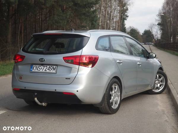 Kia Ceed Cee'd 1.6 CRDi L - 4