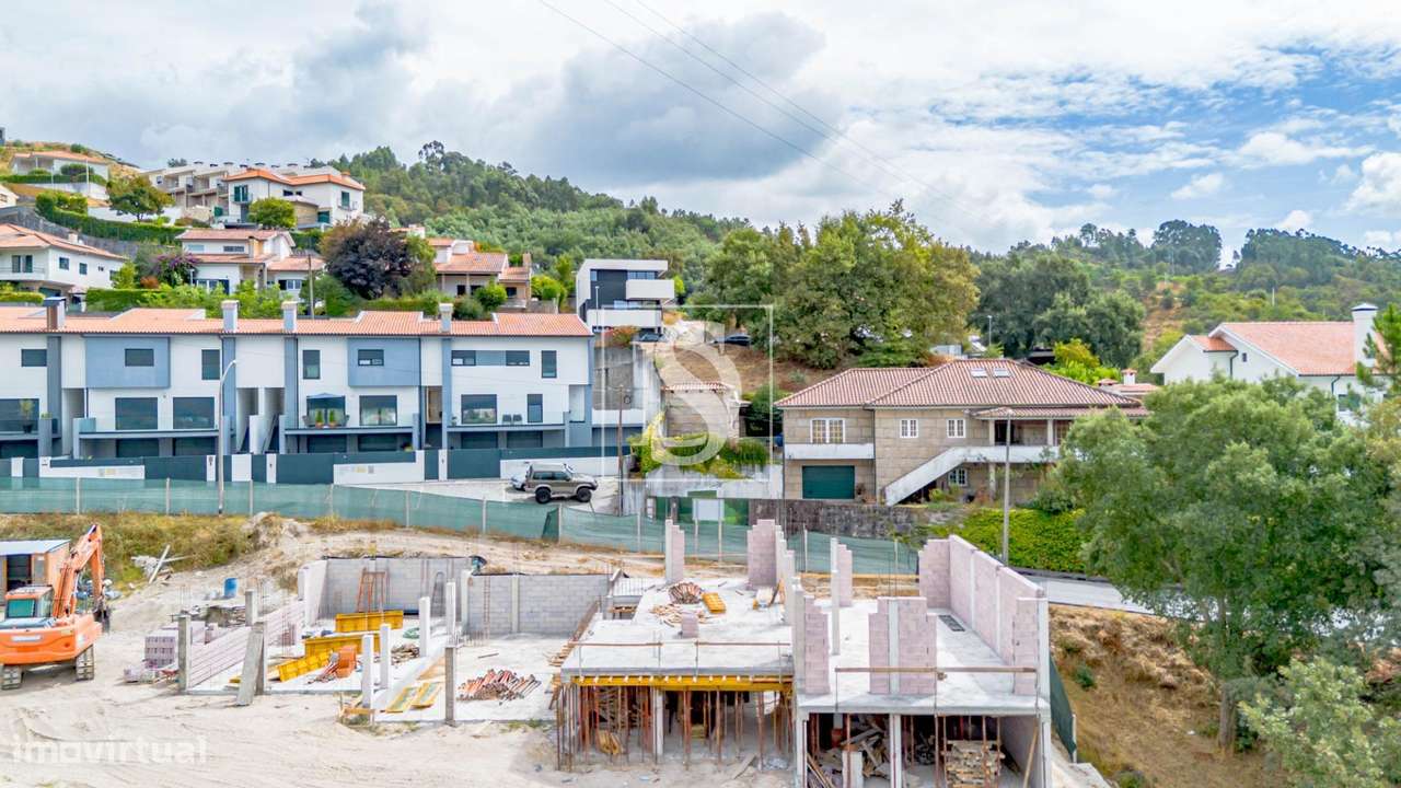 Moradia em Banda T3-26