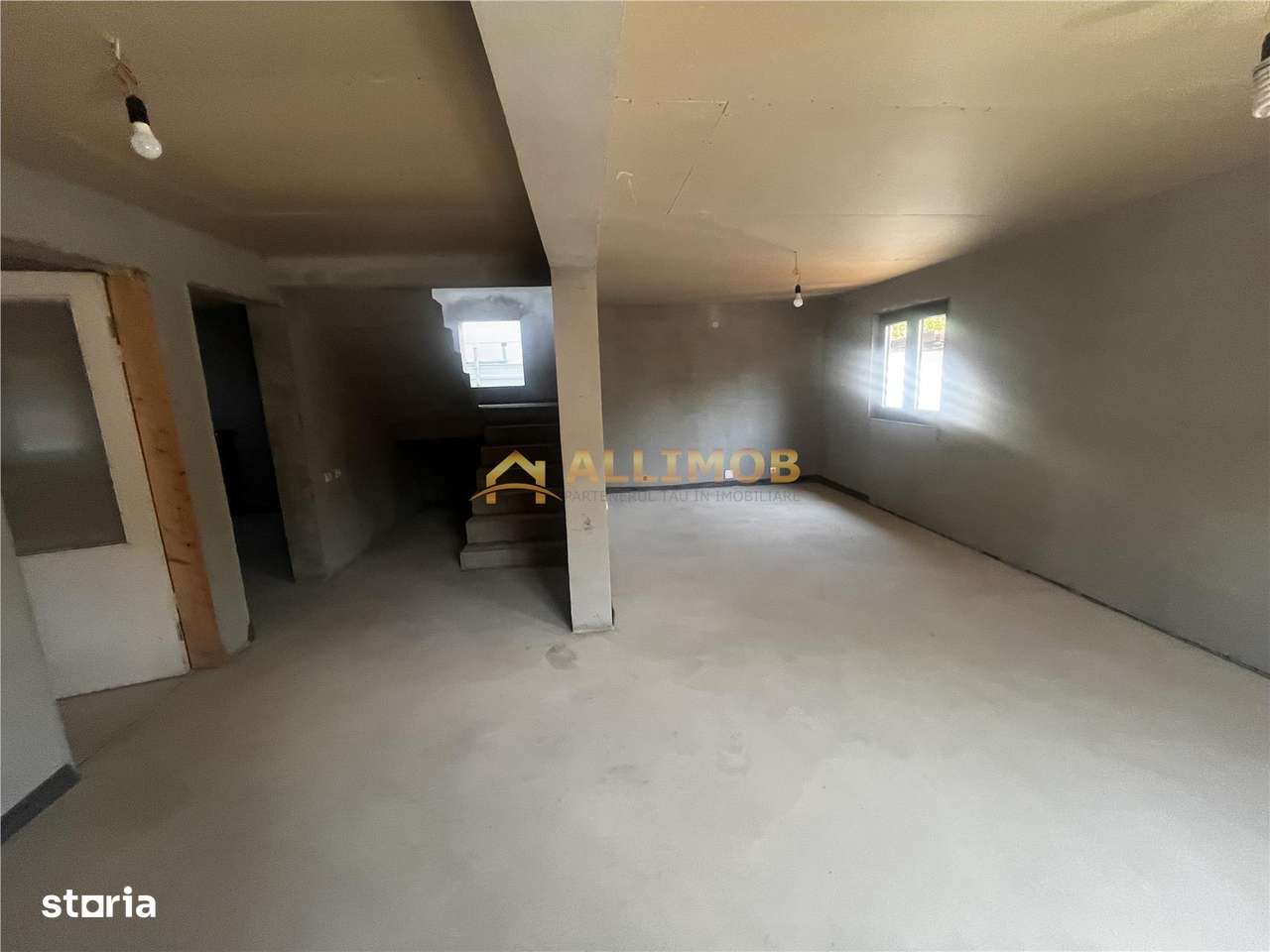 Casa de vânzare in Strejnicu-5