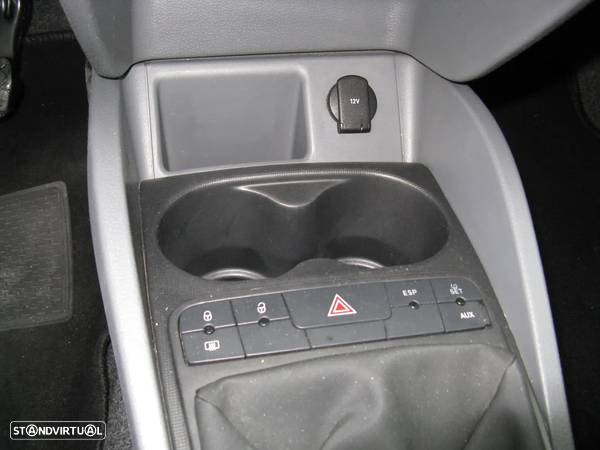 SEAT Ibiza 1.2 12V Reference - 16