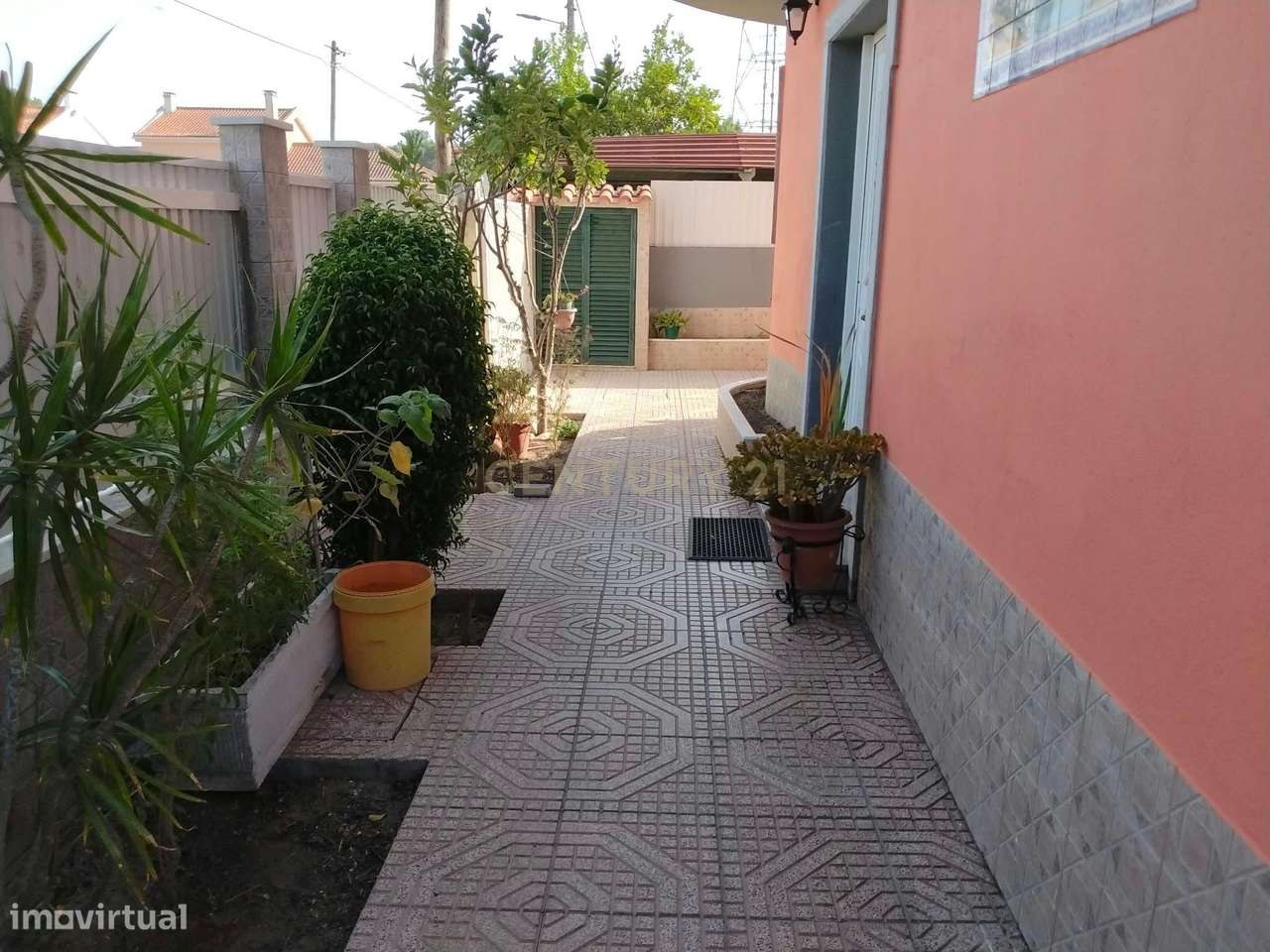 Moradia T4 Independente em Quinta das Laranjeiras-14