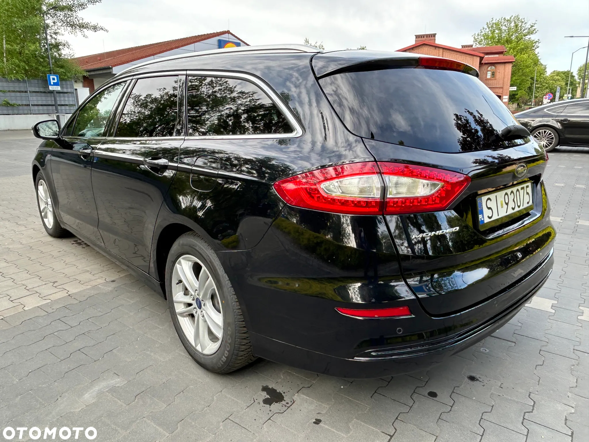 Ford Mondeo - 33