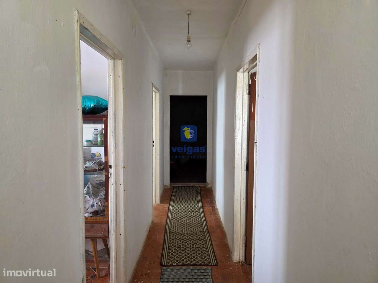 Quintinha com 12.484m2 de Terreno e 260m2 de área bruta. Possibilidad-9