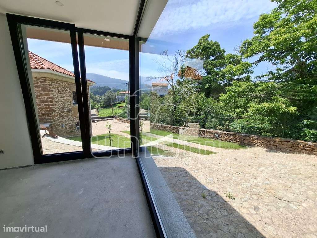 Fabulosa Moradia T4 com piscina-9