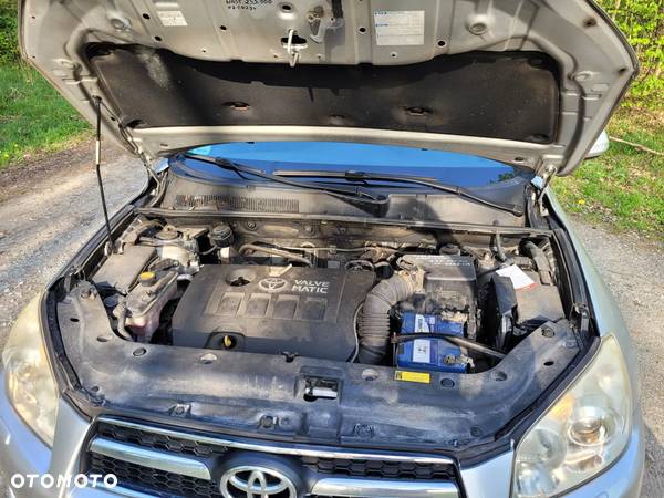 Toyota RAV4 2.0 VVT-i Luna 4x2 - 20