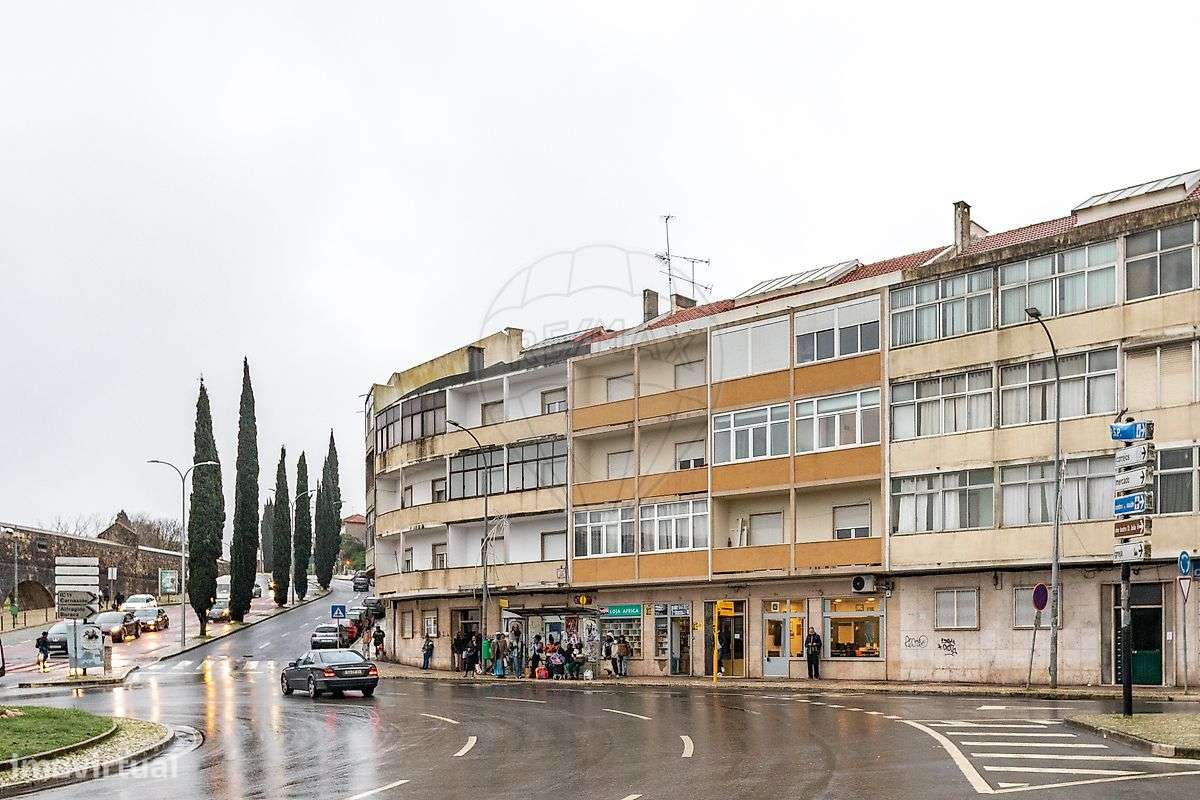 Apartamento T2- Totalmente remodelado-19