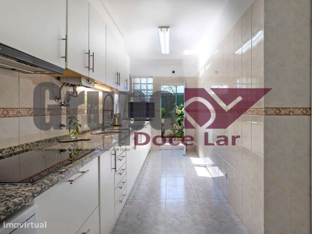 Apartamento T2 com Piscina em Almoinha (Sesimbra)-11