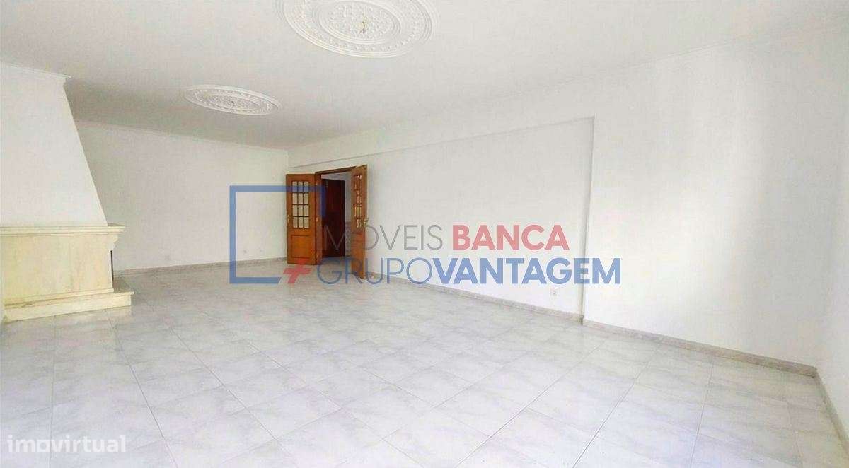 T2 Mem Martins - Grande imagem: 5/24