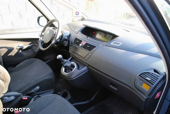 Citroën C4 Grand Picasso 1.6 HDi Impress - 19