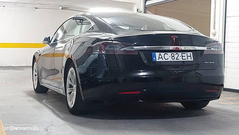 Tesla Model S Dual Motor AWD - 13