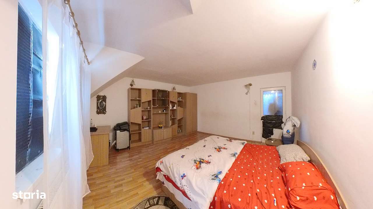 Casă spațioasă cu 6 camere si 2 garaje de 194 mp, în Tractorul, Brașov-4