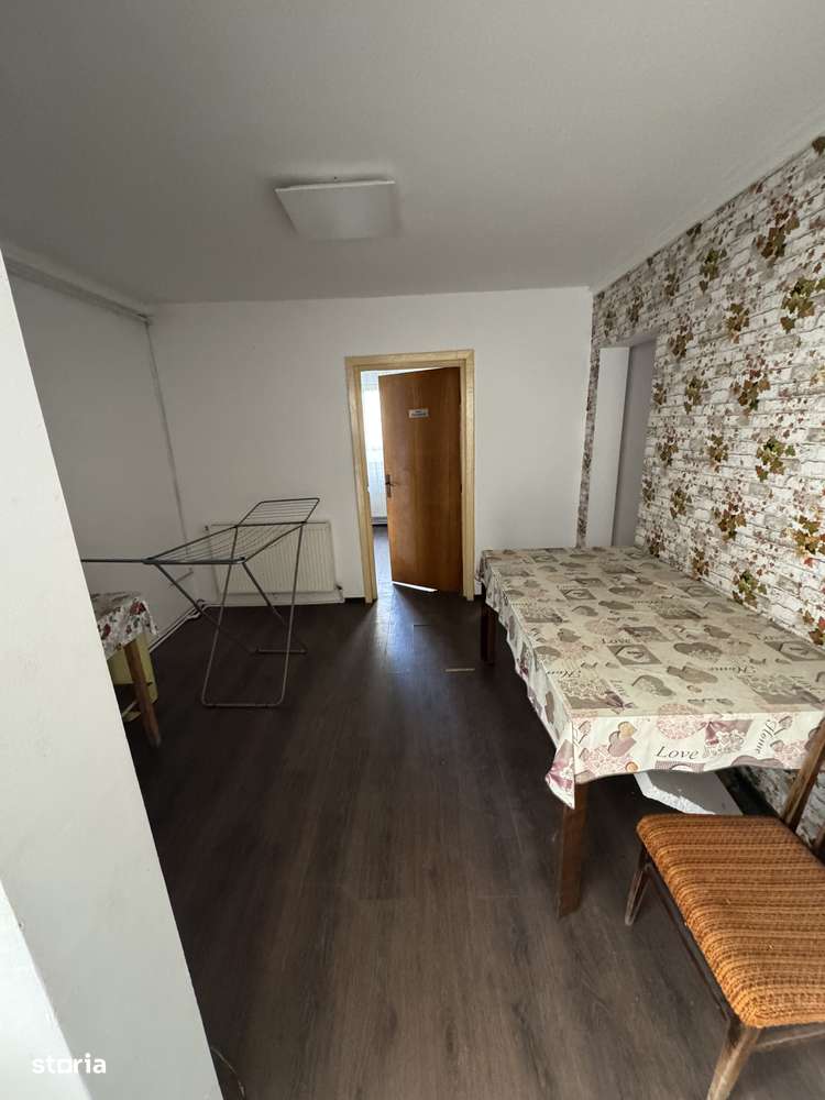 Apartament 4 Camere - Imagine principală: 5/8