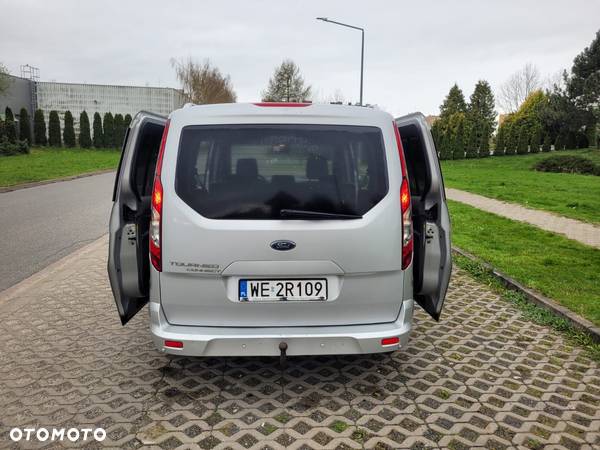 Ford Tourneo Connect - 13