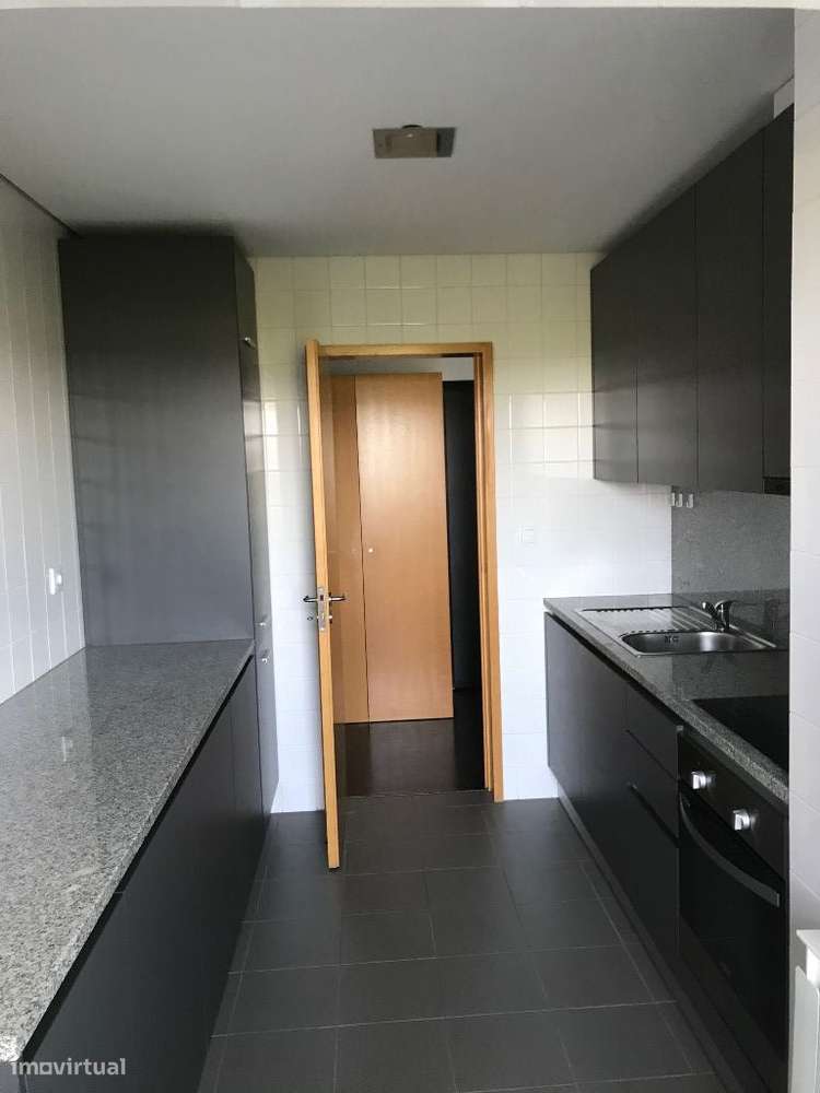 Apartamento T1 - Edifício Universo Guimarães - Azurém - Grande imagem: 5/11