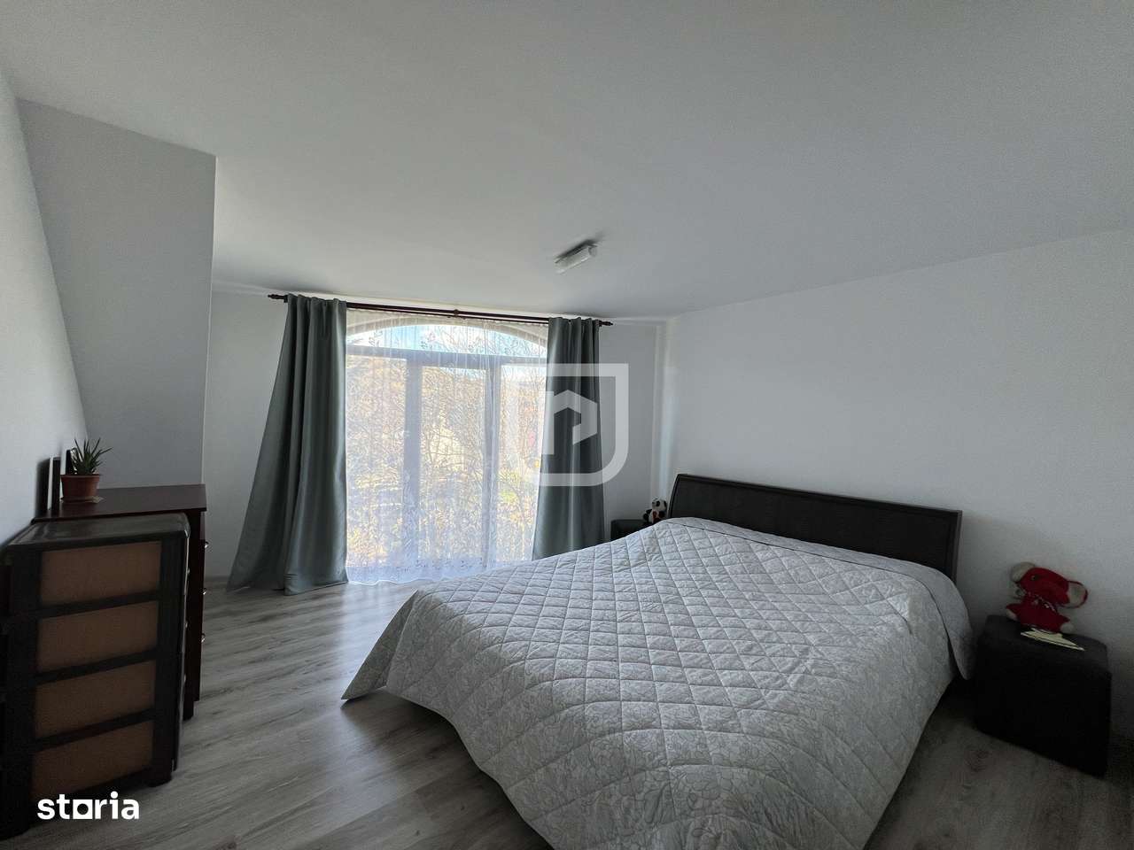 Casa cu 4 dormitoare | strada Manastirii | Gura Humorului-10