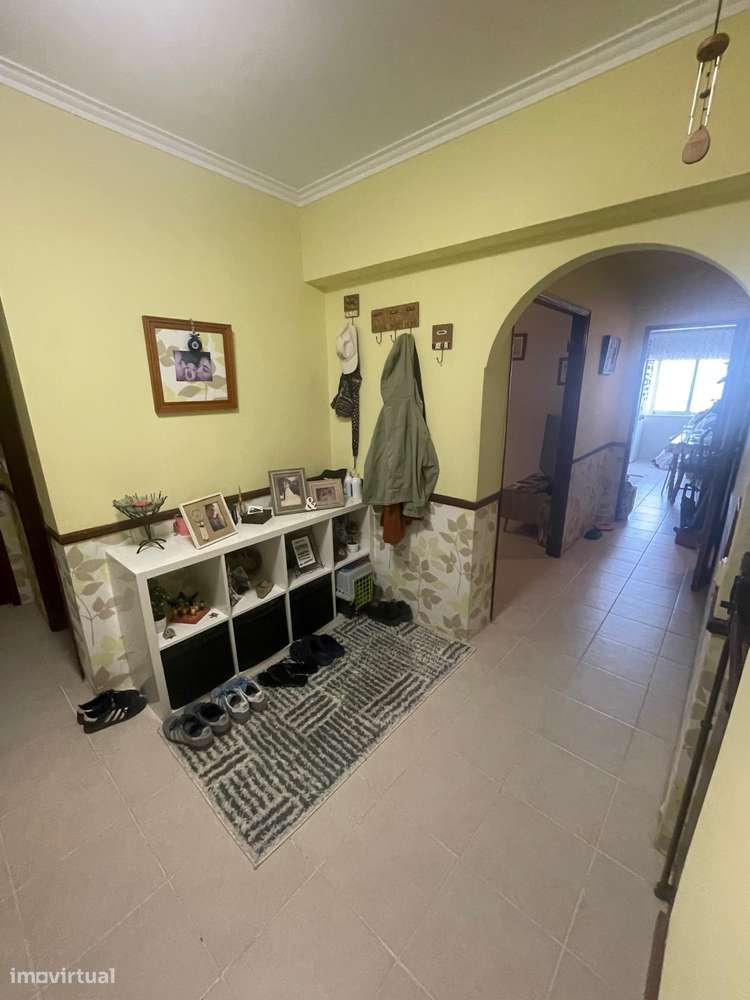 Excelente apartamento T3 Agualva Cacem-15
