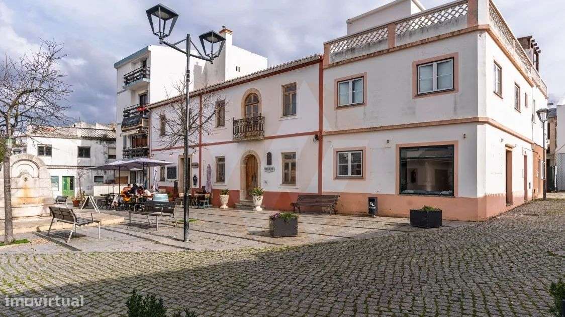 Moradia e Loja - Grande imagem: 5/28