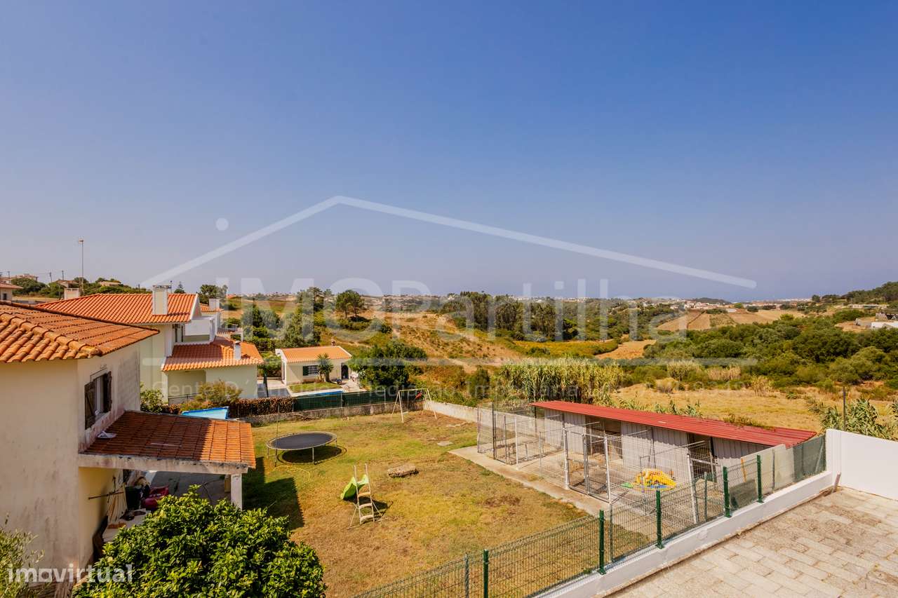 Moradia T5 em Montesouros - Mafra-29